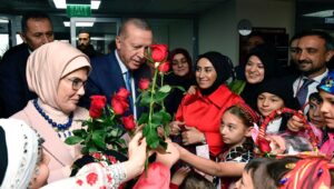 emine erdogandan trabzonmesaji zSZphcCu.jpg
