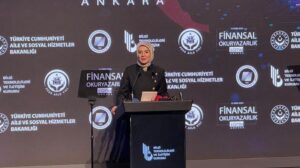 finansal okuryazarlik egitimlerimizle 1 milyonu askin kisiye ulastik vQ48v8Ej.jpg