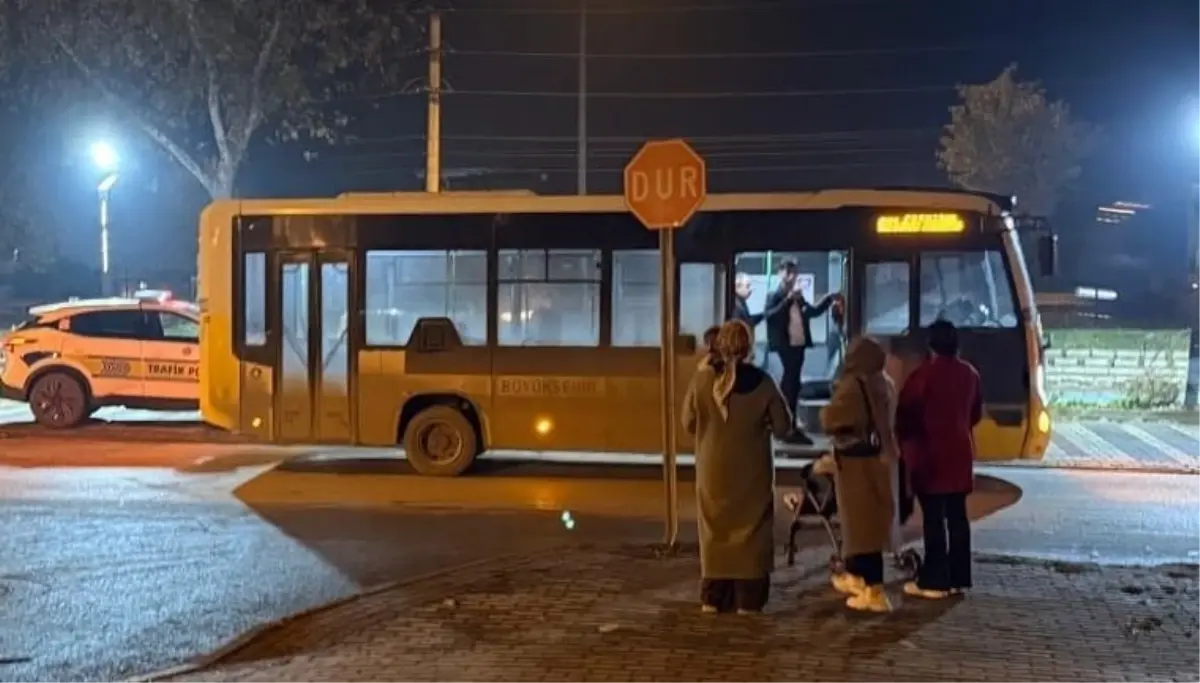 inegolde yaya otobusun carpmasi sonucu agir yaralandi G76RTJJU.jpg