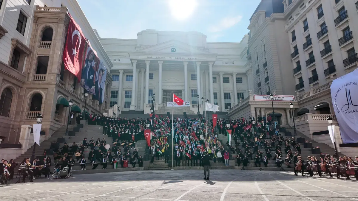 mguden filistin icin anlamli acilis toreni jD3OuvXC.jpg