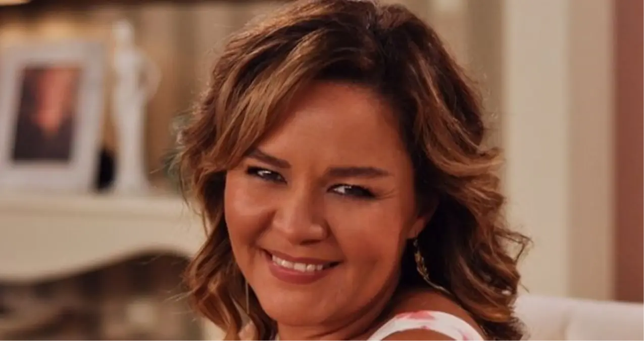 zeyno gunenc kimdir zeyno gunenc kac yasinda nereli kariyeri KK3VwTUQ.jpg