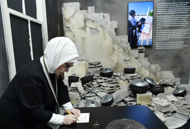 Emine Erdoğan Kalanlar Filistin Sergisi Açılışında